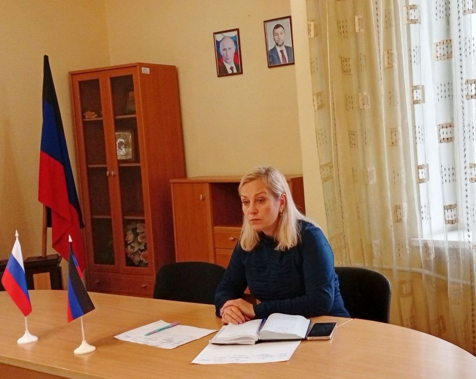 Наталья Бегуненко: В понедельник, 20 октября, руководитель Управы Петровского внутригородского района Администрации городского округа Донецк Наталья Ивановна Бегуненко провела еженедельный прием граждан