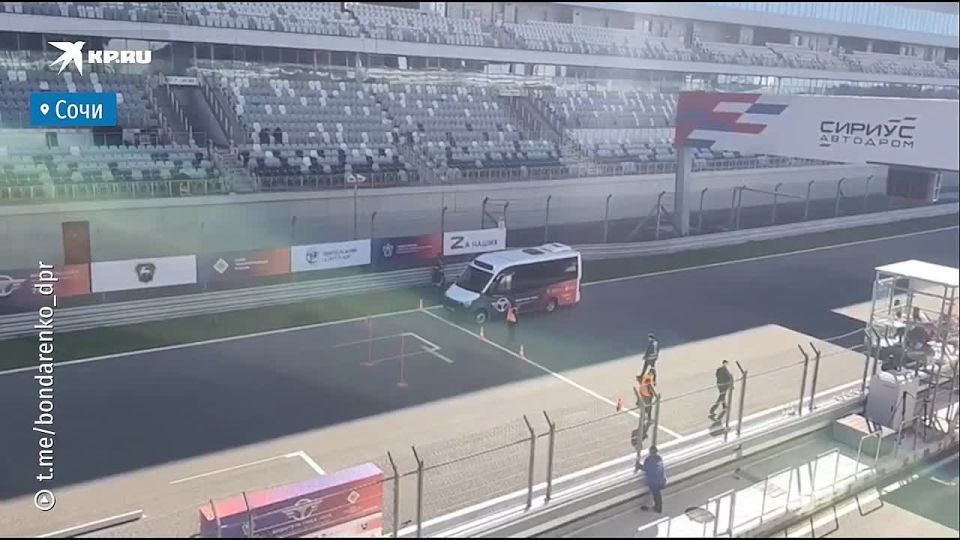 Водители из ДНР поборются за звание «Водитель года» в Сочи