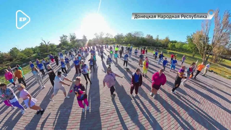 Денис Машков: Три года служения Донбассу: региональное отделение «Единой России» отмечает годовщину