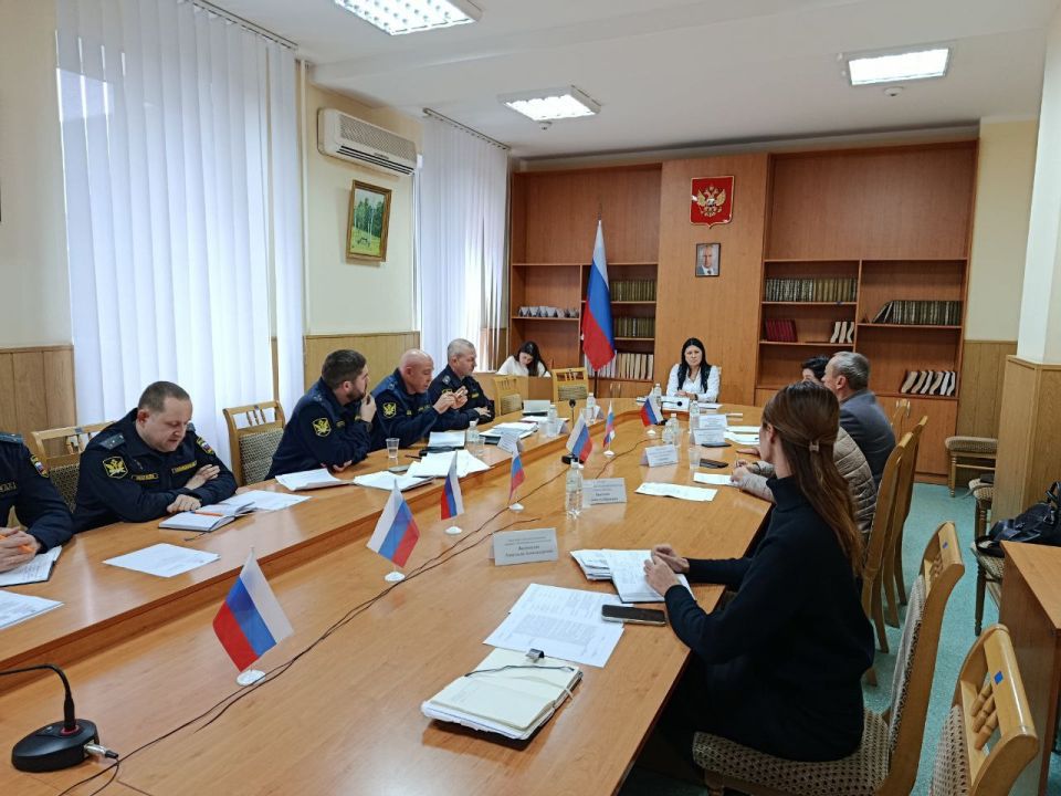 Состоялось совместное совещание с представителями ФССП по ДНР