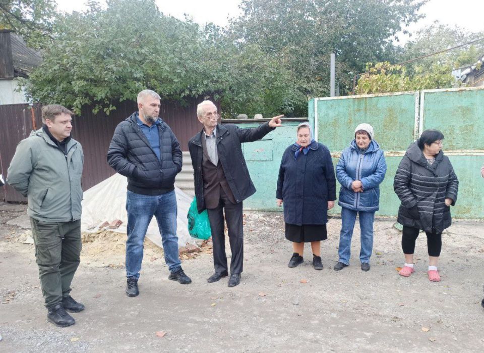 Валентин Левченко: Первый заместитель руководителя Управы Вячеслав Лаврушко провел встречу с жителями улицы Аргуновых микрорайона "Александровка"