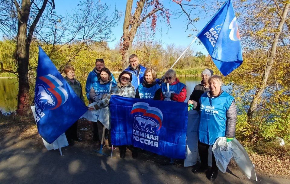 Валентин Левченко: В рамках Всероссийской акции «Вода России» сотрудники Управы совместно с сотрудниками отдела экологической безопасности городской администрации и представителями Министерства природных ресурсов и экологии...