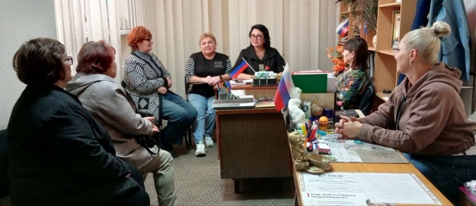 Наталья Бегуненко: В пятницу, 24 октября, управляющий делами Управы Петровского внутригородского района Администрации городского округа Донецк Татьяна Александровна Мацан совместно с председателем «Совета Петровской районной...