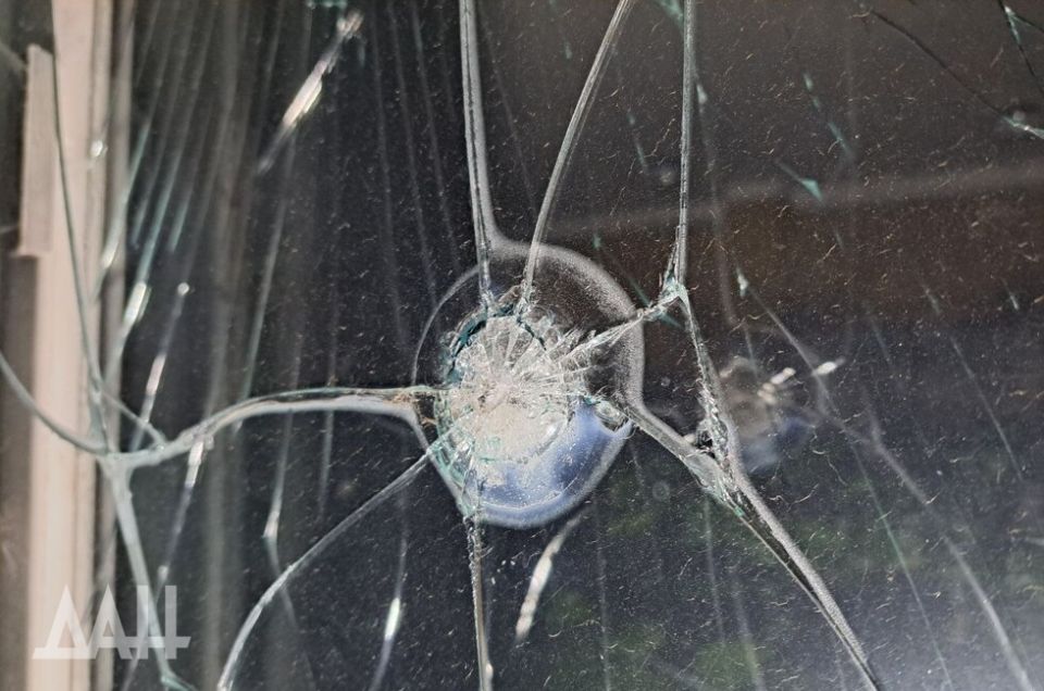 Две женщины погибли при ночном обстреле Ленинского района Донецка