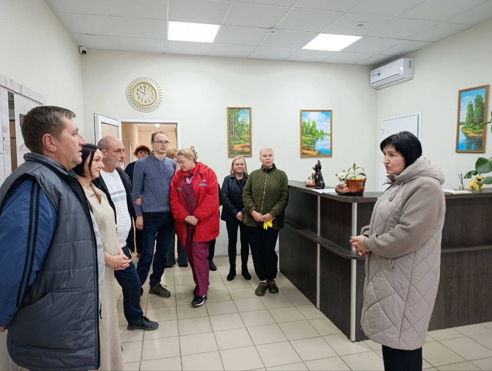 Михаил Меренков: Первый заместитель руководителя Управы Буденновского внутригородского района Елена Булавицкая встретилаль с трудовым коллективом МУП АГОД ДНР «Животные в городе»