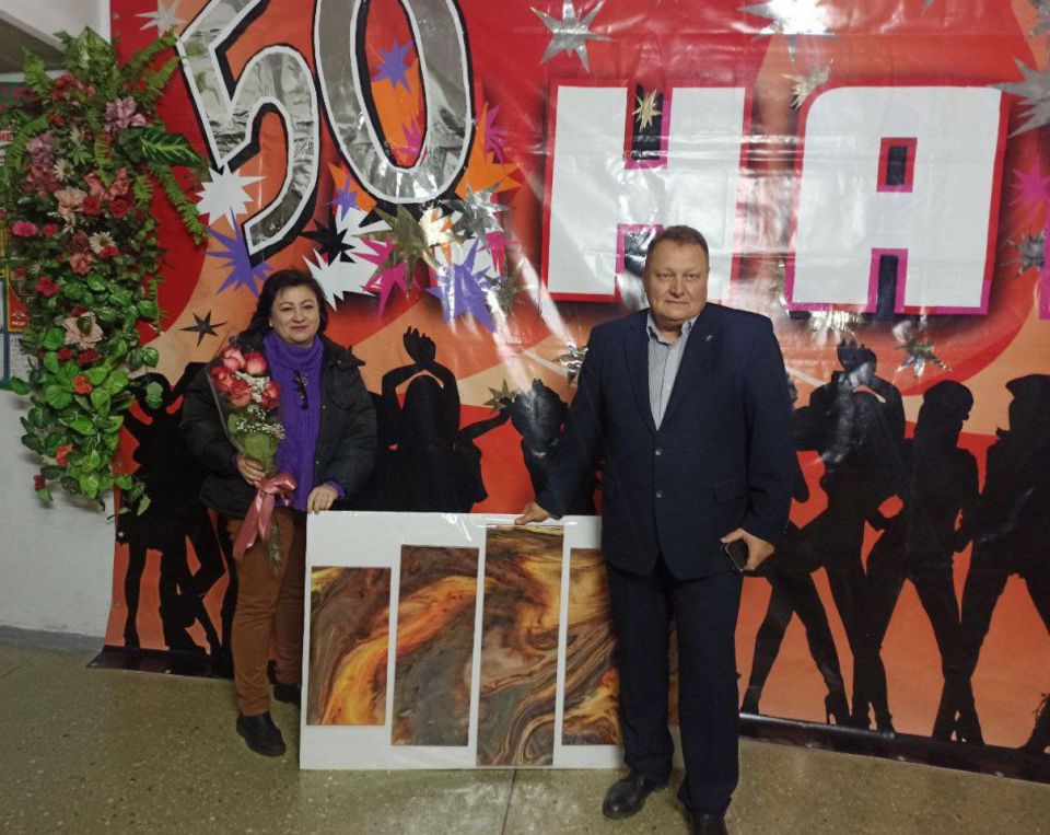 Валентин Левченко: 29 октября 1975 года Дворец молодёжи "ЮНОСТЬ" распахнул свои двери для юных дончан, став лучшим комплексным внешкольным учреждением своего времени