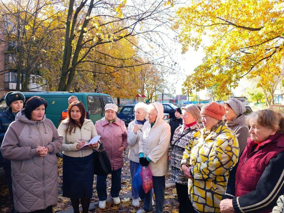 Михаил Меренков: В рамках проекта «Управдом» первый заместитель руководителя Управы Буденновского внутригородского района Елена Булавицкая совместно с депутатом Донецкого городского совета Татьяной Жуковой с участием старших...