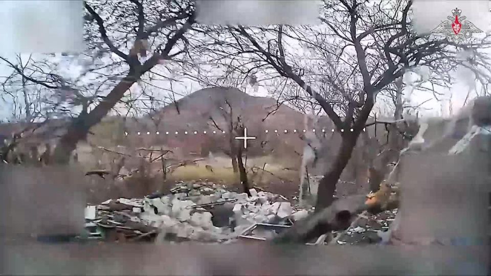 Минобороны России: Расчеты ударных БПЛА группировки войск «Центр» продолжают уничтожать выявленные огневые позиции и живую силу формирований ВСУ в восточной части Димитрова на Красноармейском направлении