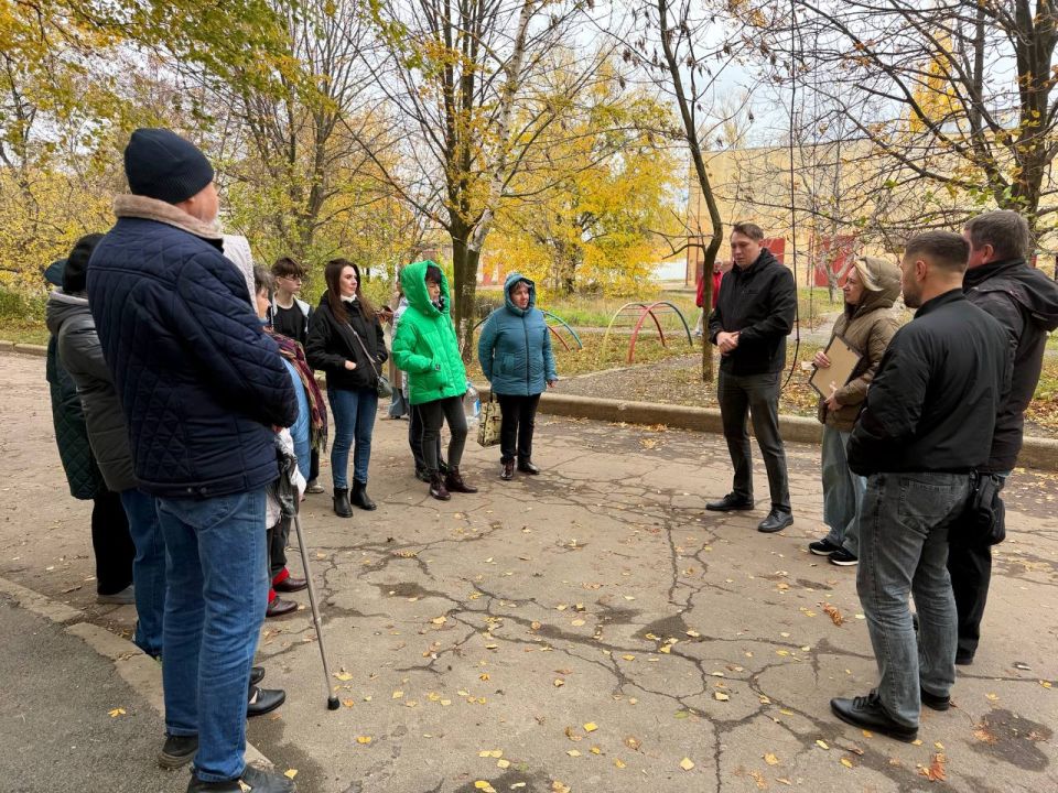  :                       ,  ...