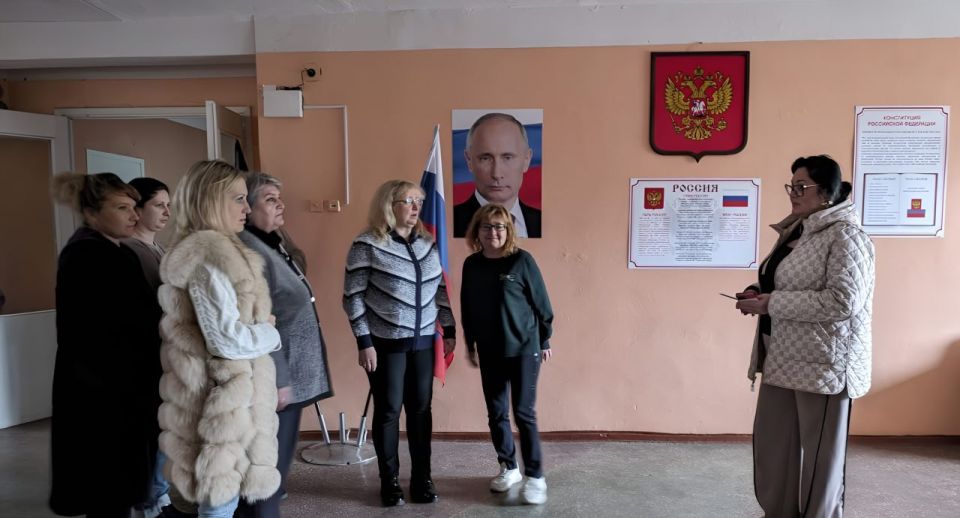 Наталья Бегуненко: По поручению Главы ДНР Дениса Пушилина в Петровском районе продолжаются встречи с населением