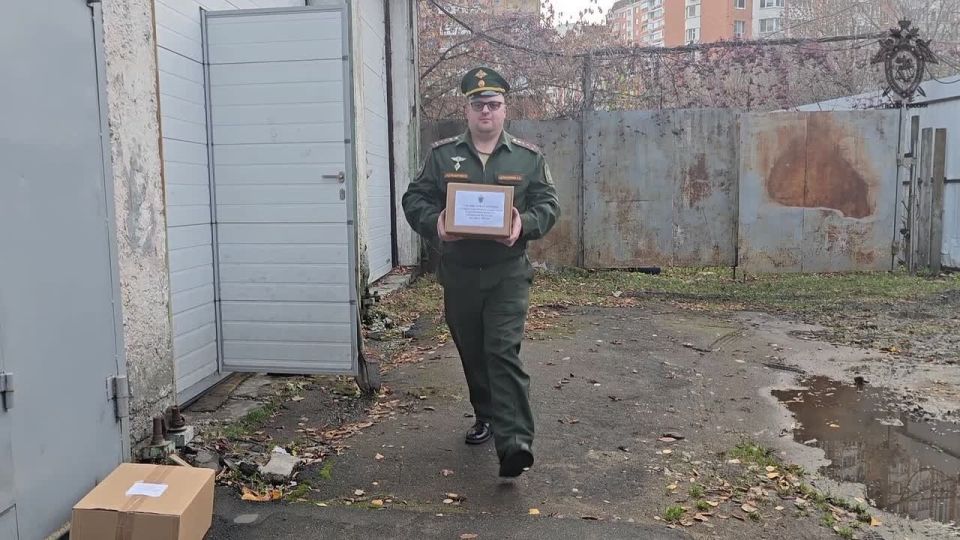Военные следователи Следственного комитета Российской Федерации продолжают оказывать помощь участникам специальной военной операции