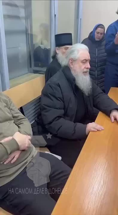 «Вы не думайте, что мы проиграли. Мы с Богом остались и совестью чистою» — митрополит Арсений