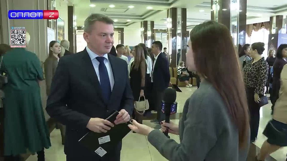 Начальник Управления внутренней политики Главы Донецкой Республики Артём Фомин о фестивале национальных культур «Под знаком мира, дружбы и добра», посвященный Дню народного единства