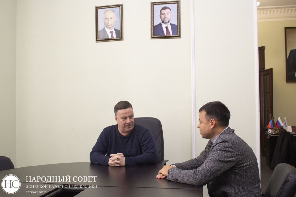 Константин Кузьмин: Провел рабочую встречу с депутатом Государственного Собрания (Ил Тумэн) Республики Саха (Якутия), главным врачом Якутской республиканской офтальмологической клинической больницы Иваном Луцканом