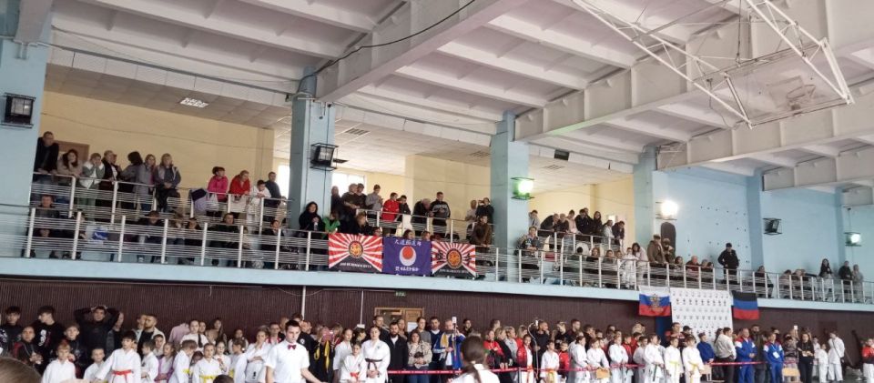  , 8 ,          !     ,         !