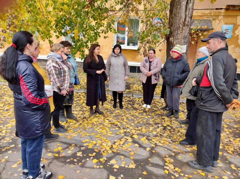 Михаил Меренков: В рамках проекта «Управдом» первый заместитель руководителя Управы Буденновского внутригородского района Елена Булавицкая совместно с депутатом Донецкого городского совета Татьяной Жуковой провели встречу с...