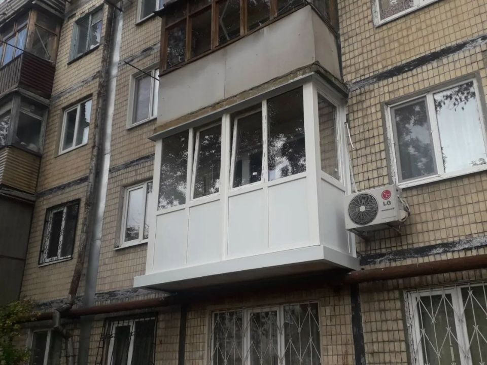 Пластиковые окна. Балконы и лоджии