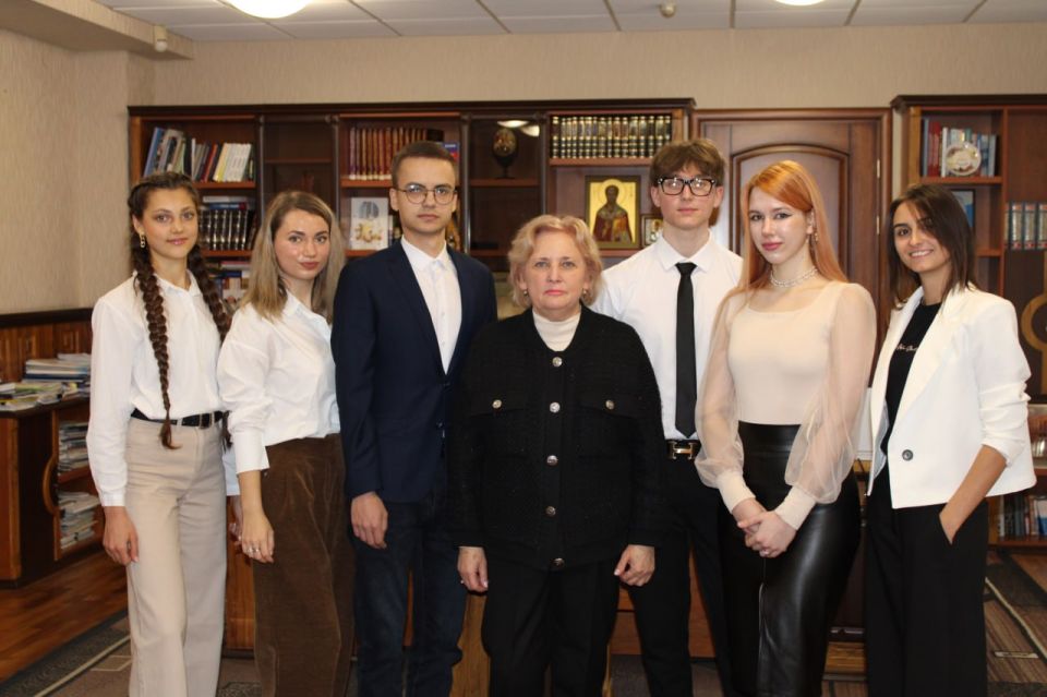 Ректор ДонГУ Светлана Беспалова встретилась с молодыми учеными университета