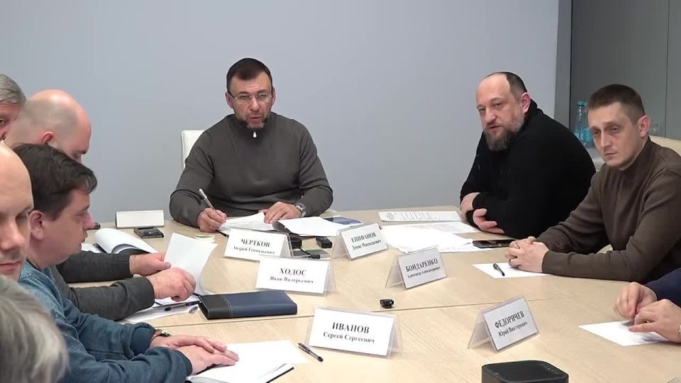 #.   ..      ,              ,  ...