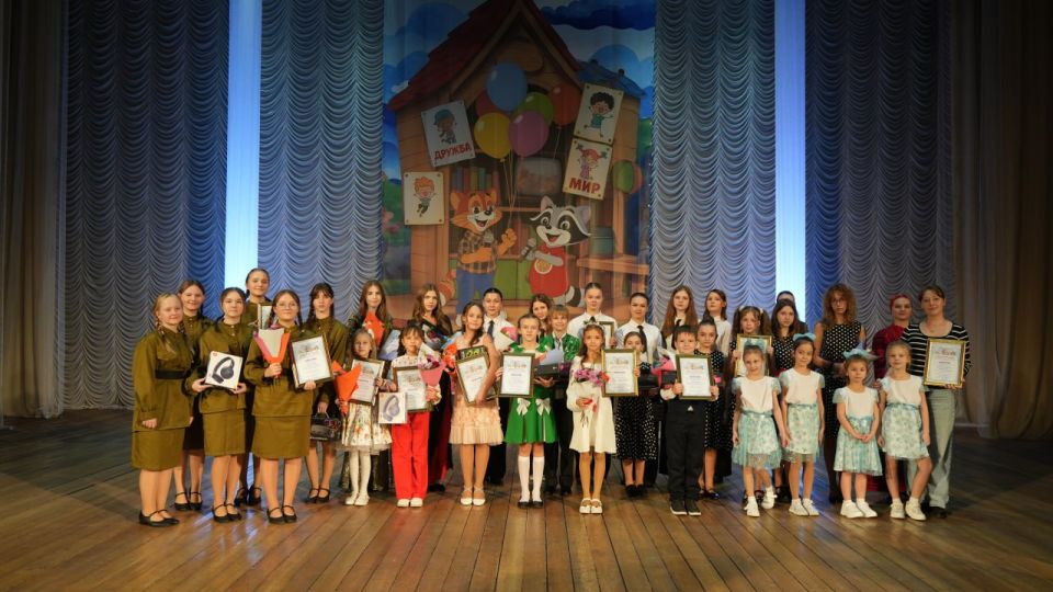 15        .. !             !