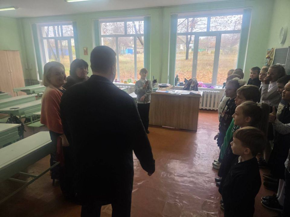 Константин Кузьмин: В рамках исполнения поручения Главы ДНР Дениса Пушилина продолжаем работу мониторинговых групп по вопросам теплоснабжения!