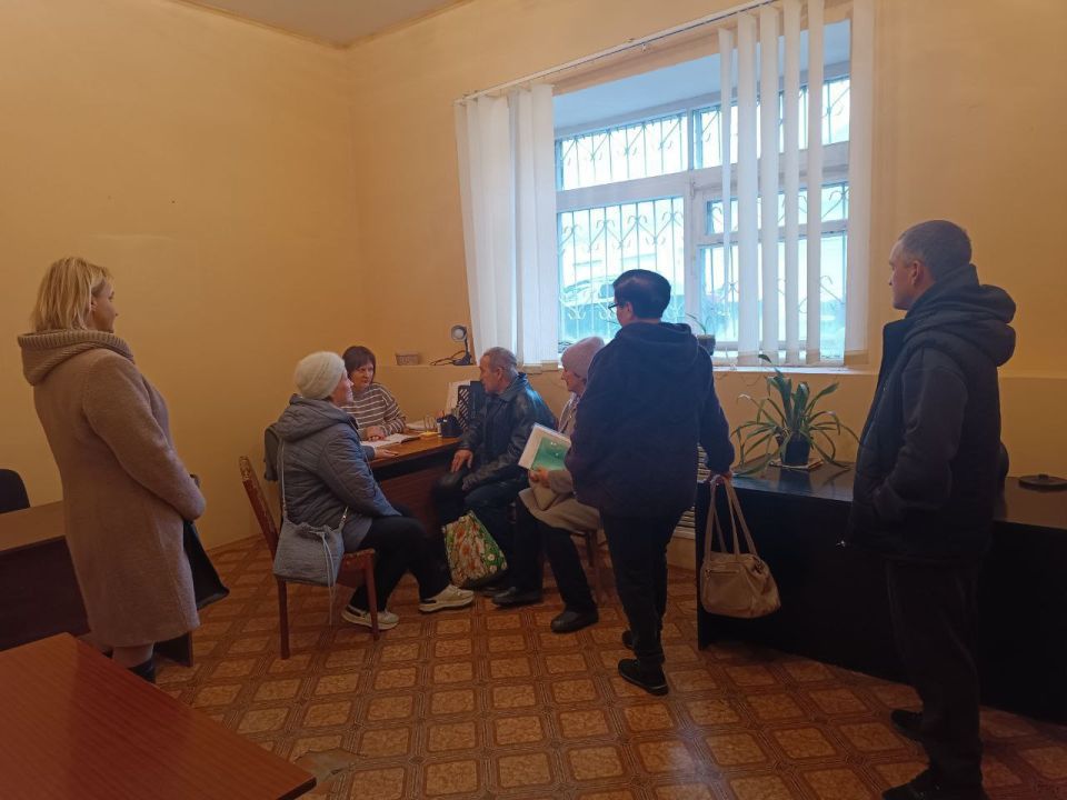 , 18  2025 ,      ,          : . , 194