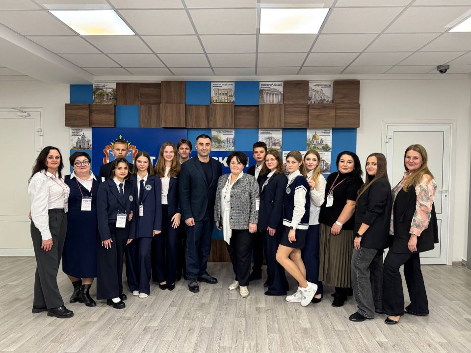 Станислав Дзасохов: Детский проект «Здравствуй, Россия!»