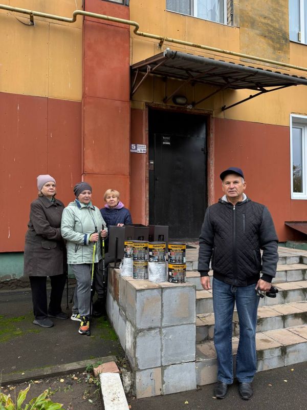 Сергей Прокопенко: Выполняем просьбы граждан. Сегодня вновь побывали по улице Петровского 191Г, где встретились с жильцами