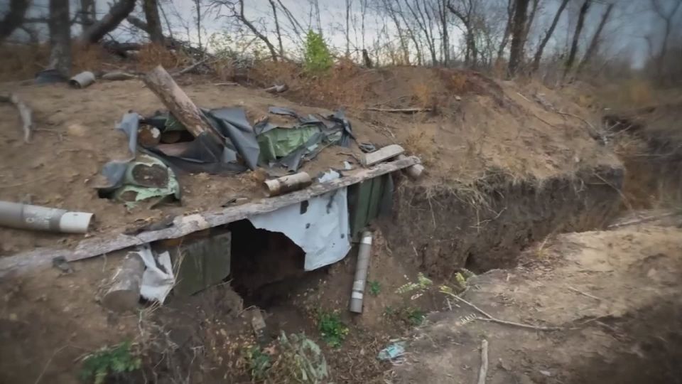 Химоружие обнаружено в блиндаже ВСУ под Красноармейском: известно имя командира