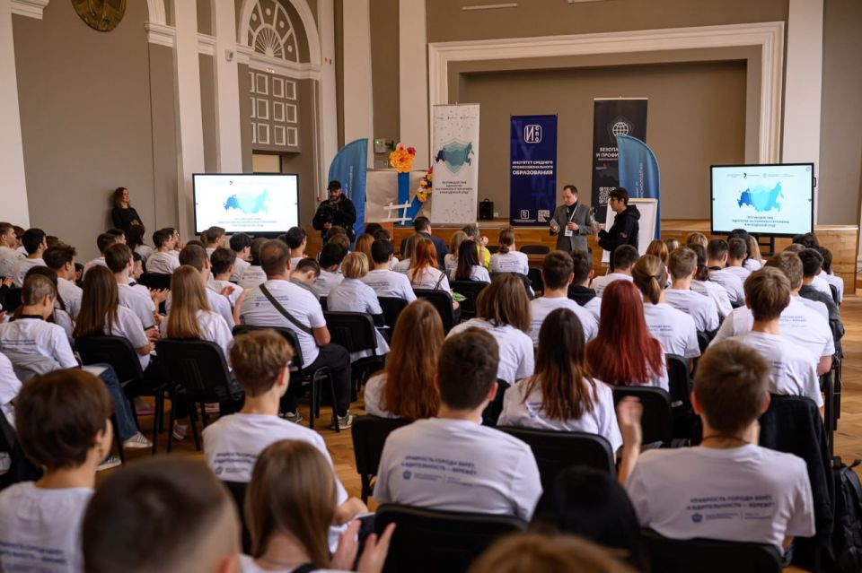 В ДНР провели 7 форумов по противодействию терроризму и экстремизму