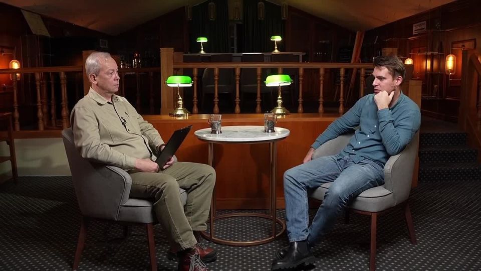 Новый гость «Политрука» — Никита Томилин, публицист, эксперт в области массовых коммуникаций, член Союза писателей России