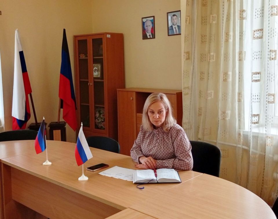 Наталья Бегуненко: В понедельник, 24 ноября, руководитель Управы Петровского внутригородского района Администрации городского округа Донецк Наталья Ивановна Бегуненко провела еженедельный прием граждан