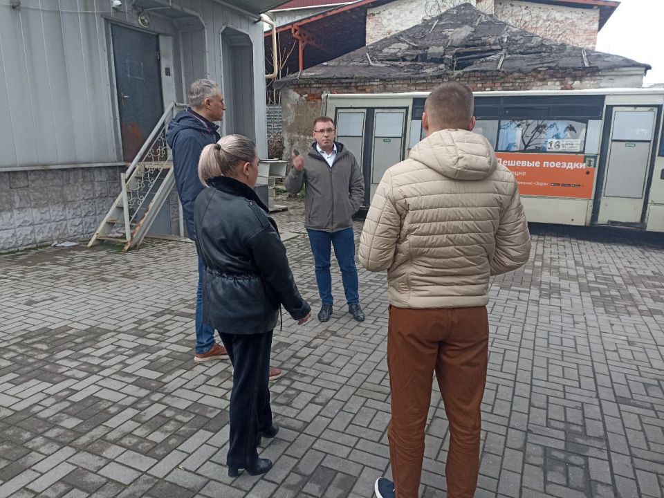 По поручению Главы ДНР Дениса Пушилина в Ворошиловском внутригородском районе продолжаются встречи с населением