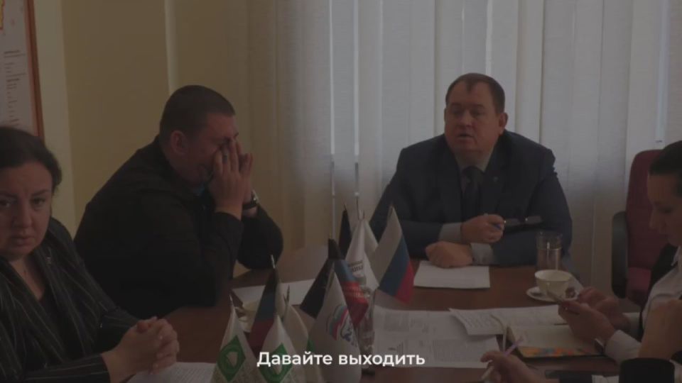    ,      ?    ,          ,        ...