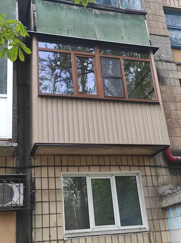 Пластиковые окна. Балконы и лоджии