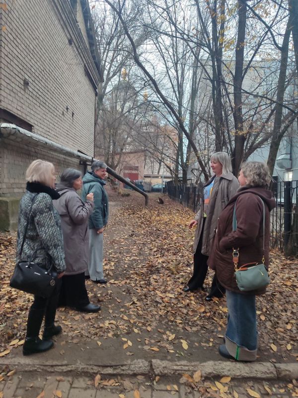 По поручению Главы ДНР Дениса Пушилина в Ворошиловском внутригородском районе продолжаются встречи с населением