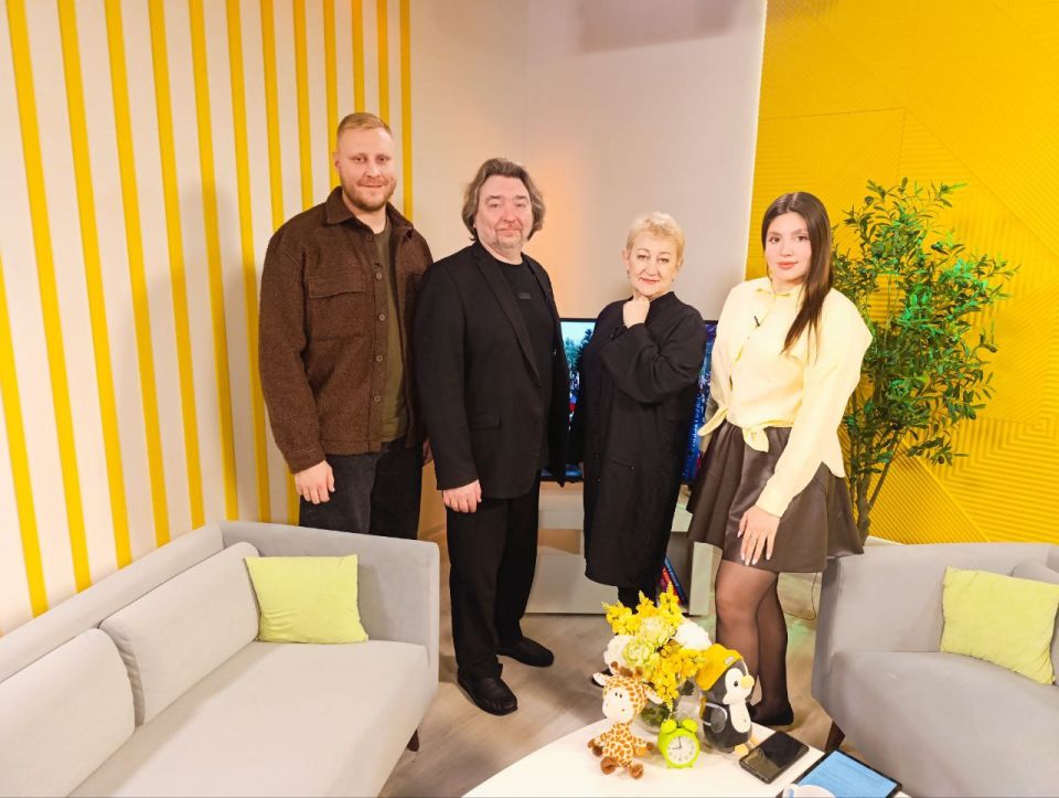 #.     :    -      - -,   -    ...