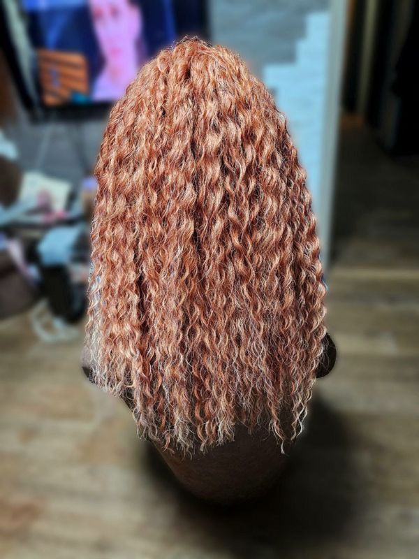 Праздники на носу — самое время навести красоту!