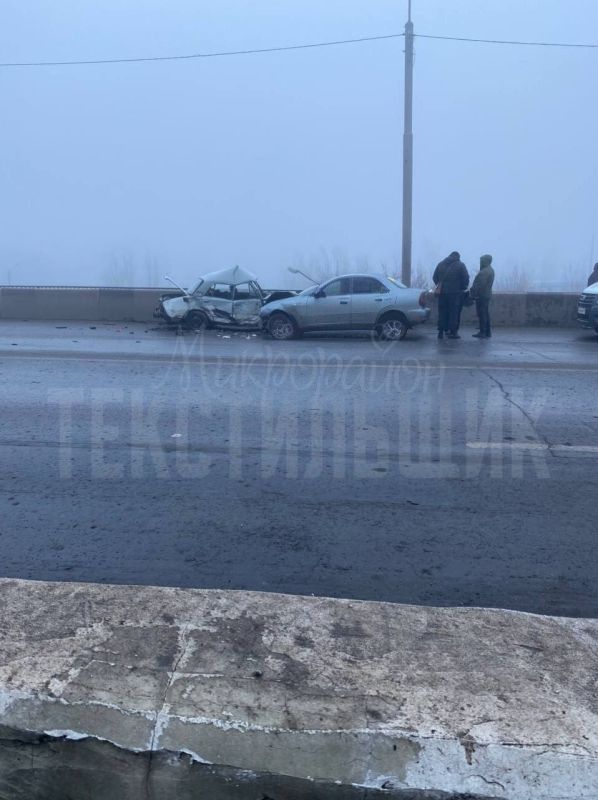 На Петровском мосту в Донецке произошло массовое ДТП