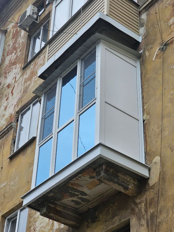 Пластиковые окна. Балконы и лоджии