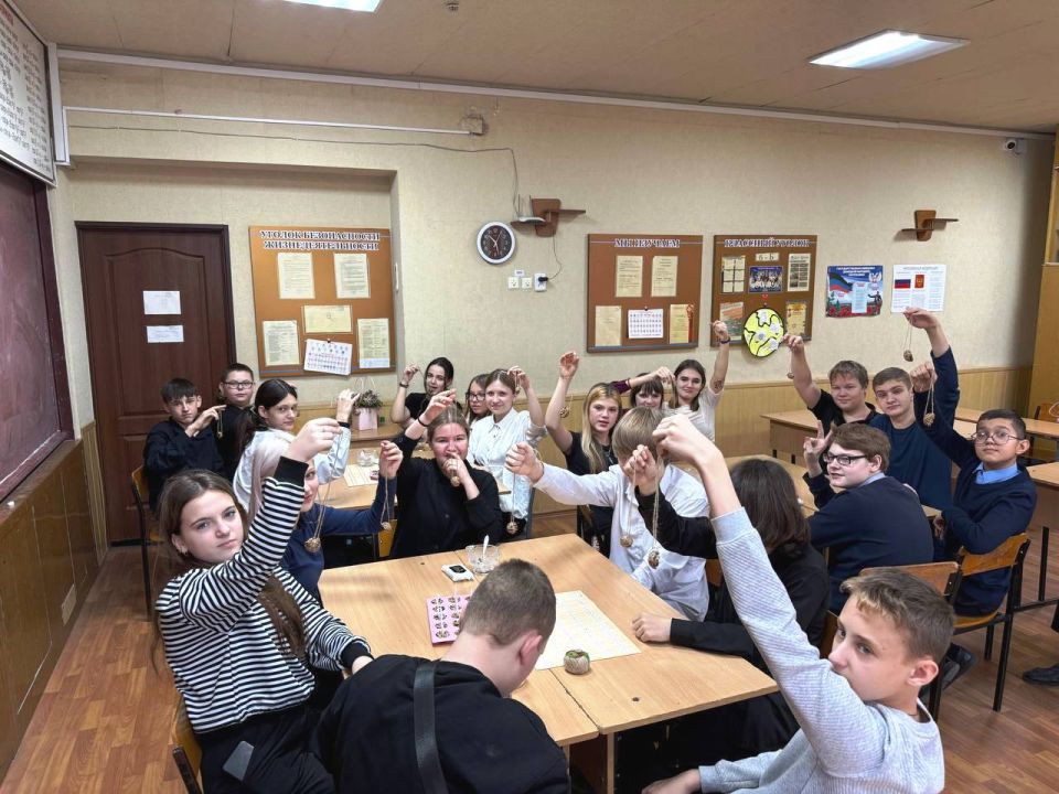 Елена Рязанцева: Акция «Кормушка для птиц» в Пролетарском районе