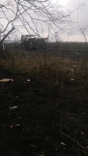 Очень хорошо накрыли! На видео — скопление уничтоженной техники укронацистов на Южно-Донецком направлении