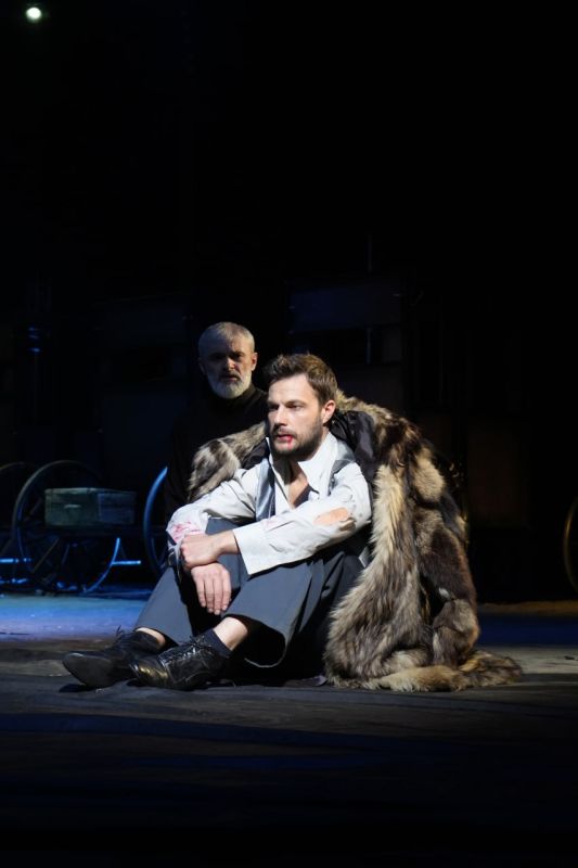 Пресс-показ спектакля «Бесы» в Донецком республиканском академическом молодежном театре