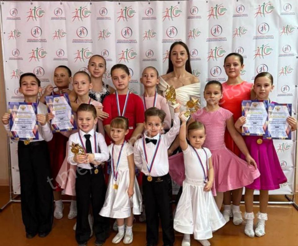 Образцовый ансамбль бального танца «Альянс» Дома культуры им. С.М. Кирова блестяще выступил на турнире по танцевальному спорту «Кубок ДНР»