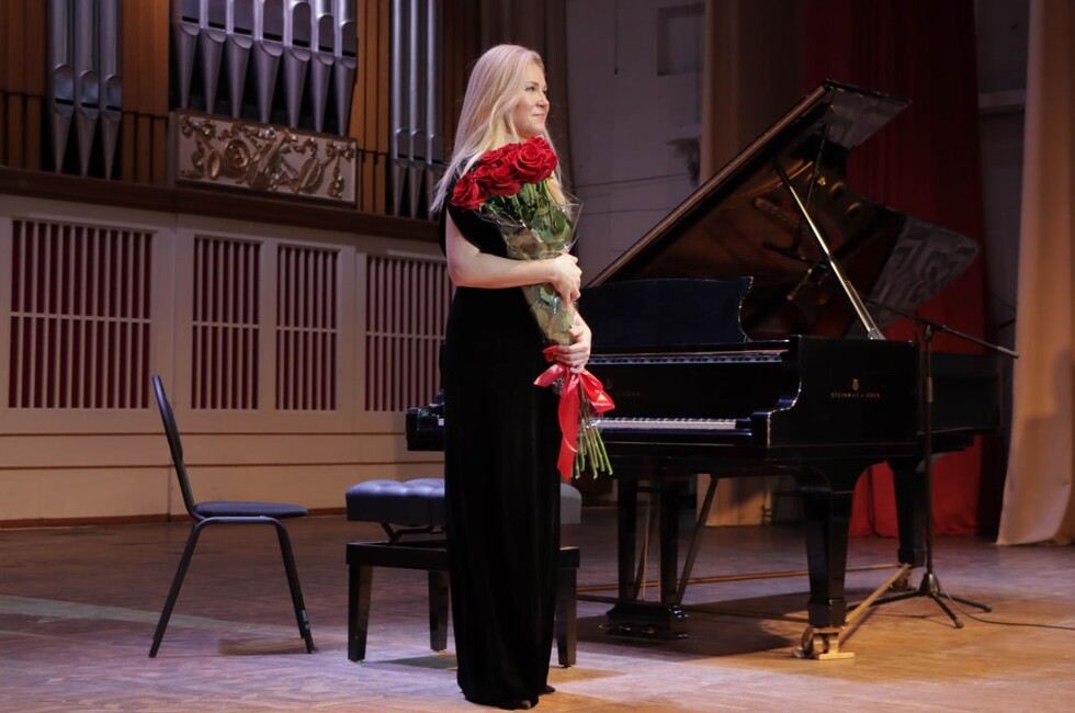 «Магия рояля» покорила Донецк: В столице ДНР выступила московская пианистка