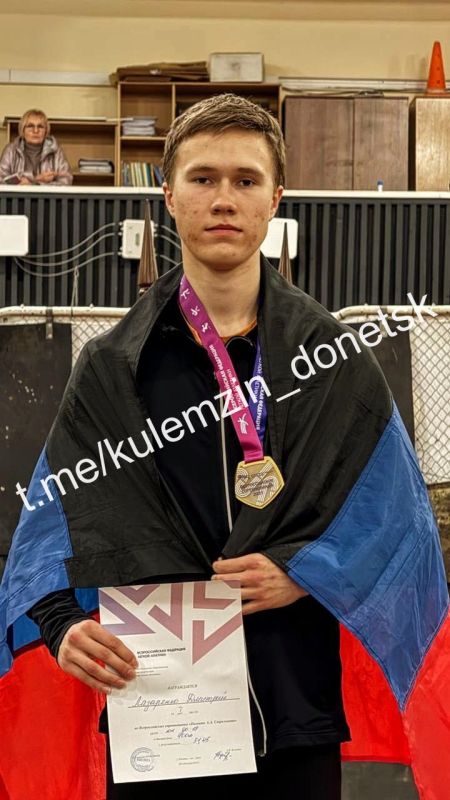 Алексей Кулемзин: Донецкие легкоатлеты спортивных школ № 8 и № 10 привезли из Ростова-на-Дону 22 медали со Всероссийских соревнований по легкой атлетике «Памяти А.А. Стрельцова»