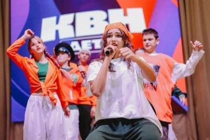 В Донецке провели региональный фестиваль «КВН.Первые»