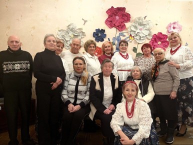 В Центре социального обслуживания населения Ленинского района города Донецка прошло чаепитие «Доброе сердце – особым людям», посвященное Международному дню инвалидов