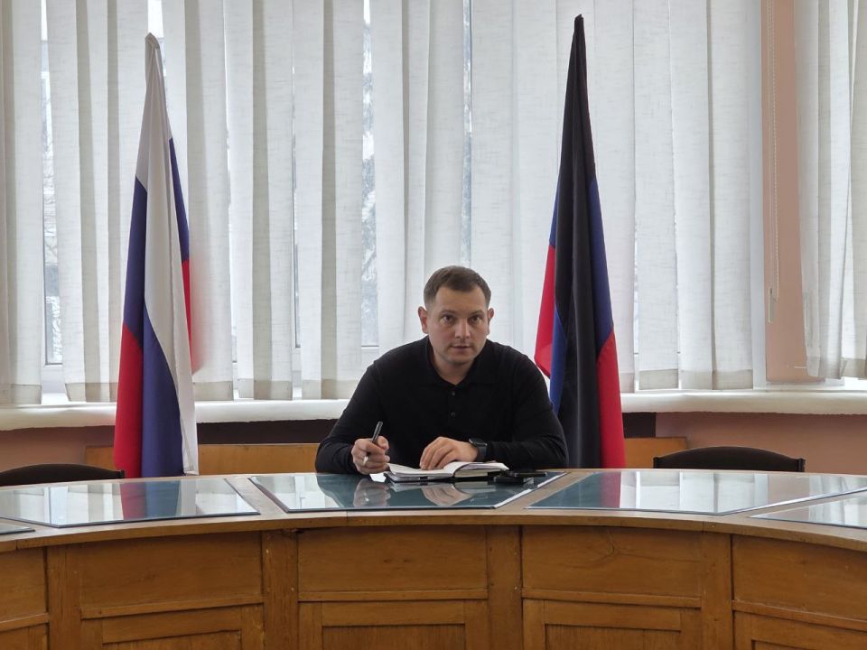 Татьяна Копылова: Сегодня, 4 декабря, в Управе Ворошиловского внутригородского района Администрации городского округа Донецк состоялось рабочее совещание «Чистый четверг»