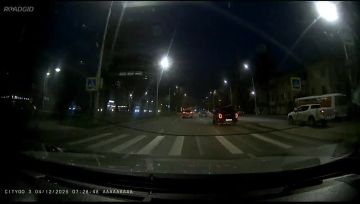 Когда транспортом в Донецке управляет не водитель, а водятел